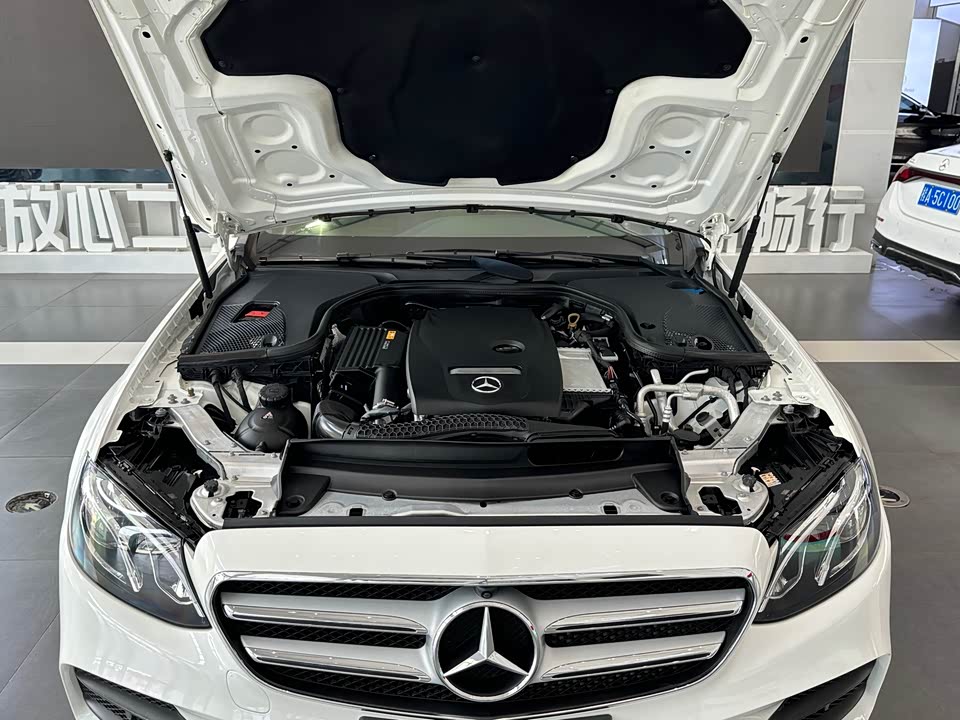 Mercedes-Benz E-class Mercedes-Benz E-class