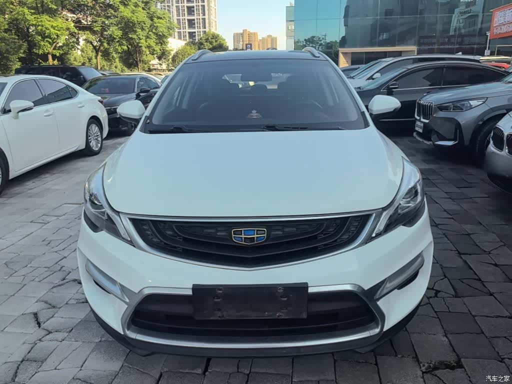 Geely Emgrand, 2018 3