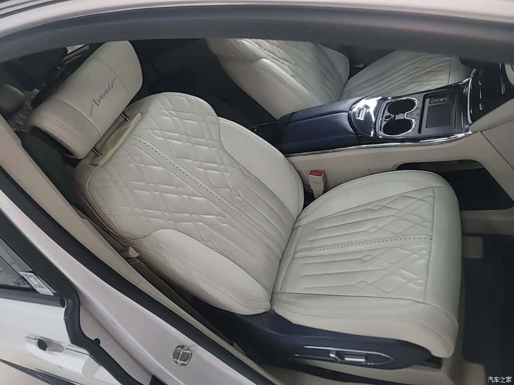 Buick GL8, 2021 25