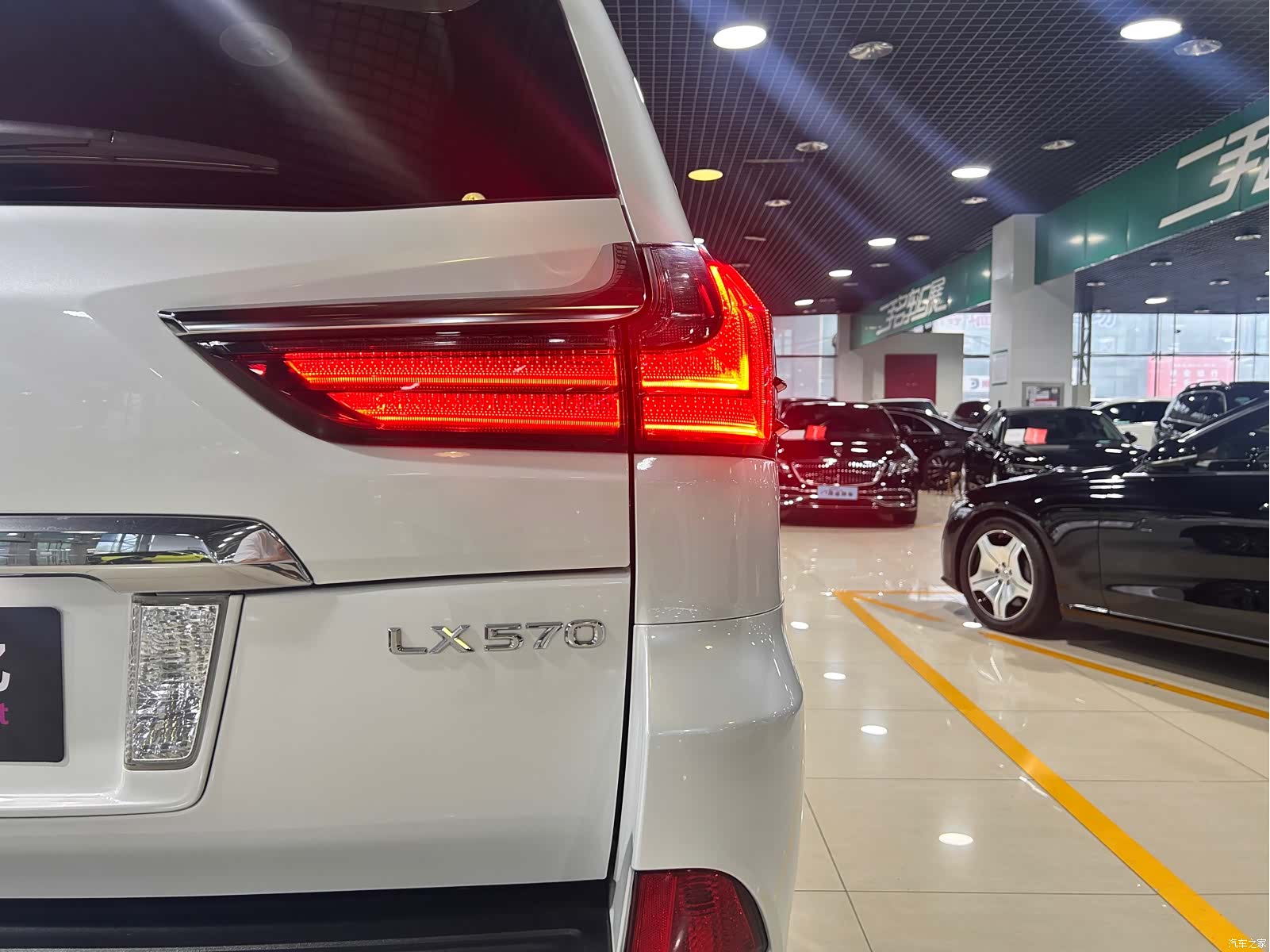 Lexus LX, 2017 23