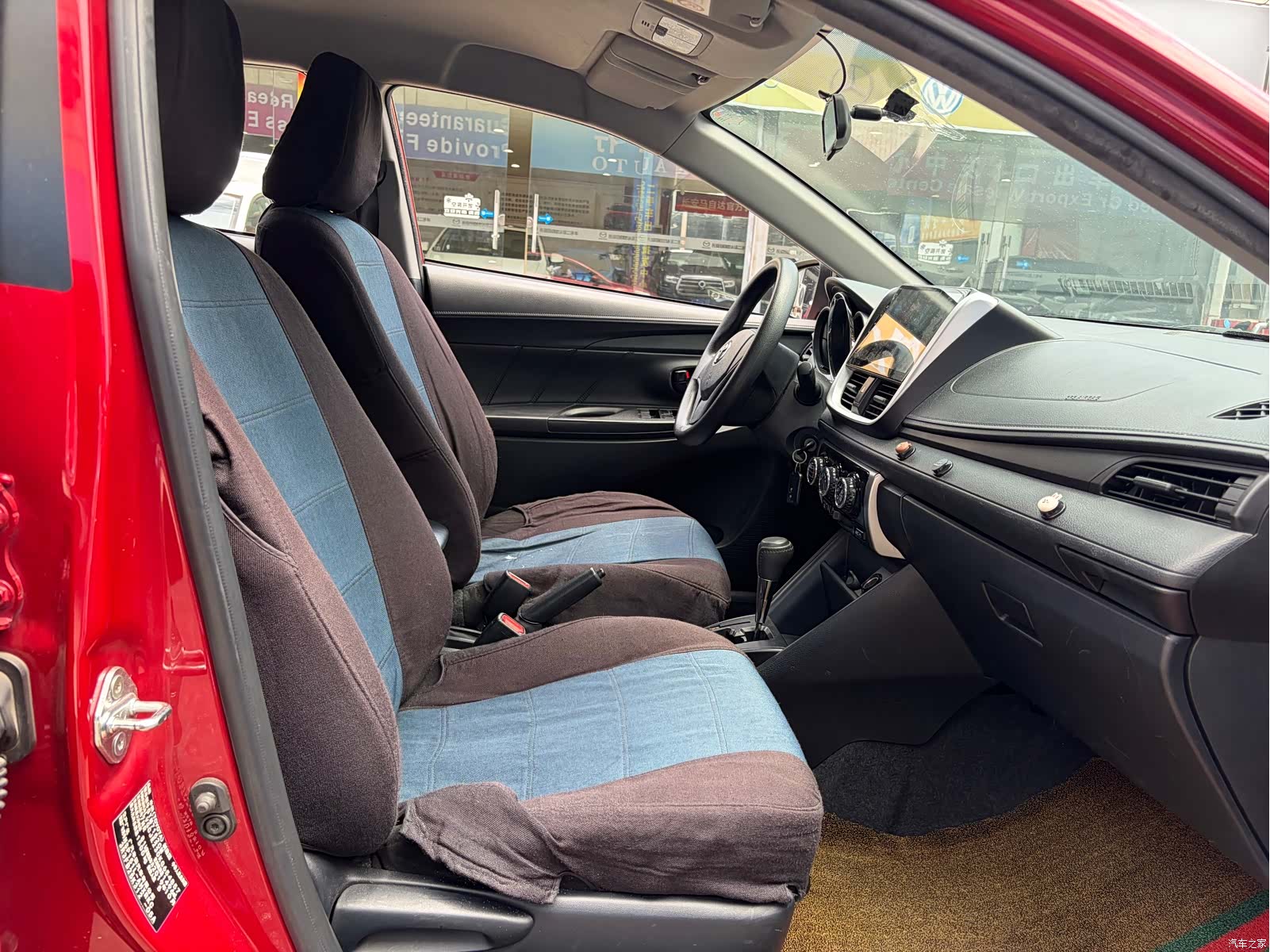 Toyota YARiS L, 2019 8