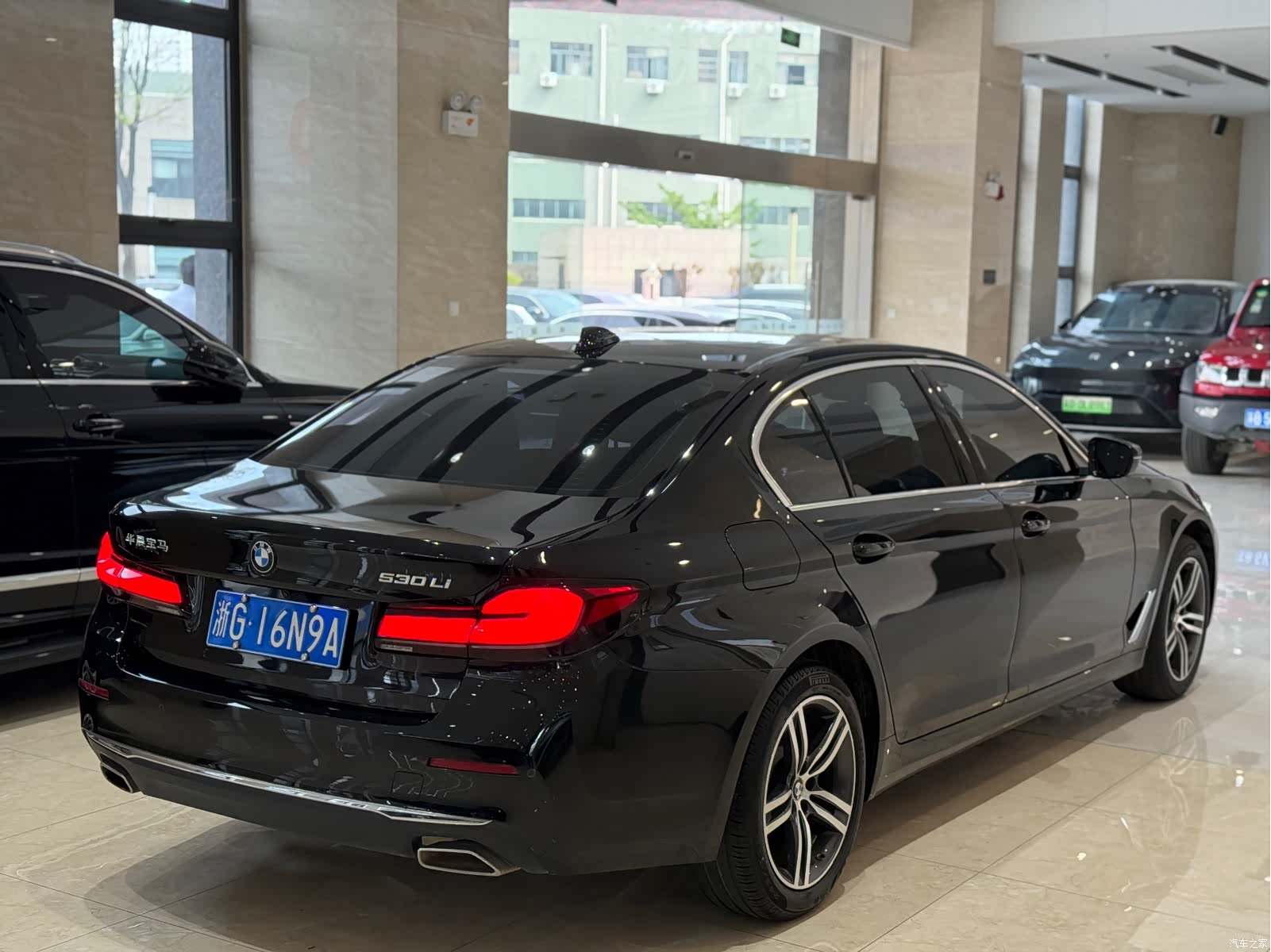 BMW 5 Series, 2023 18