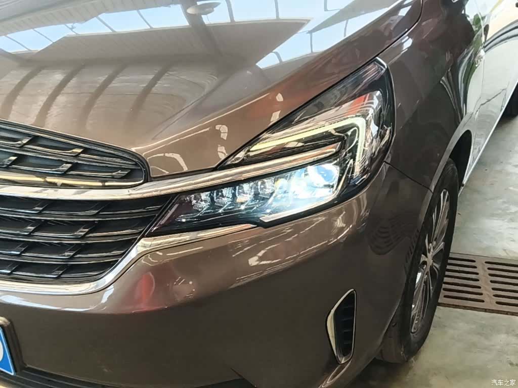 Buick GL8, 2022 24