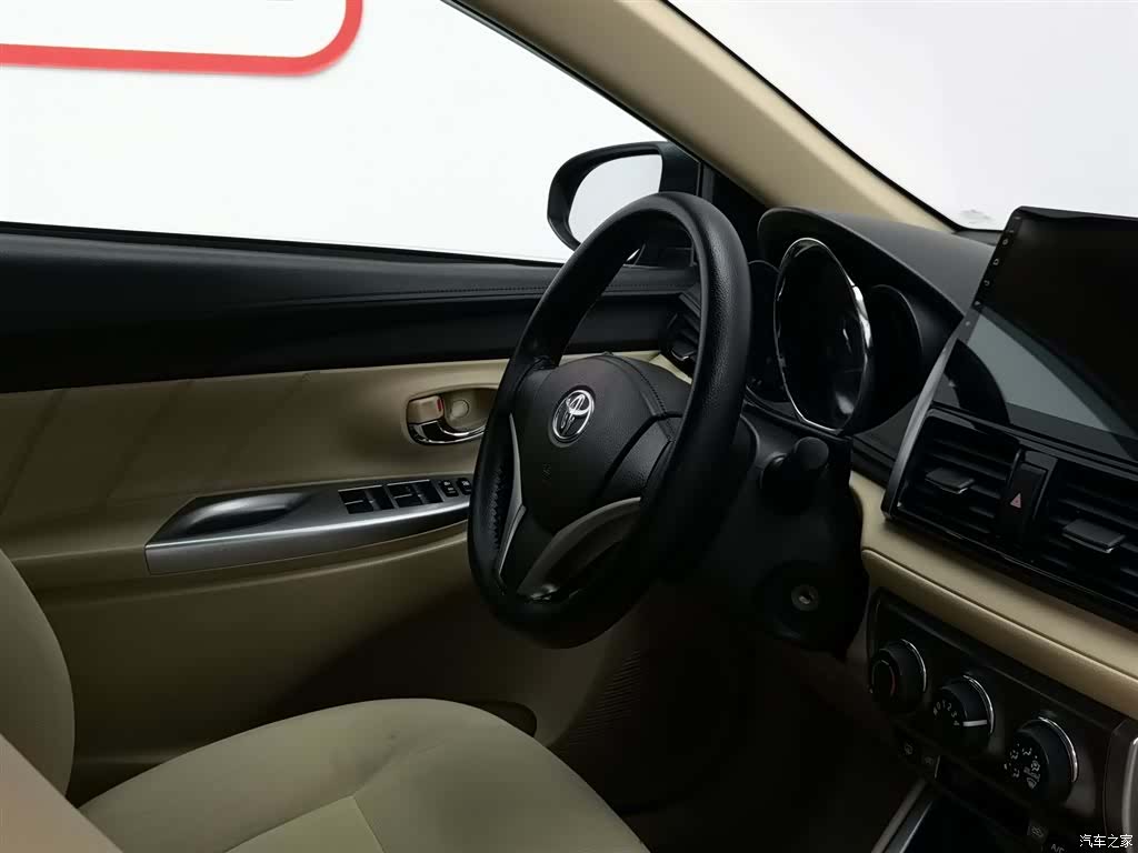 Toyota YARiS L, 2015 22