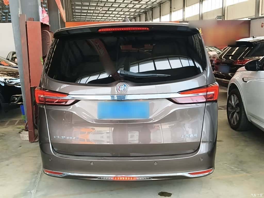 Buick GL8, 2022 6