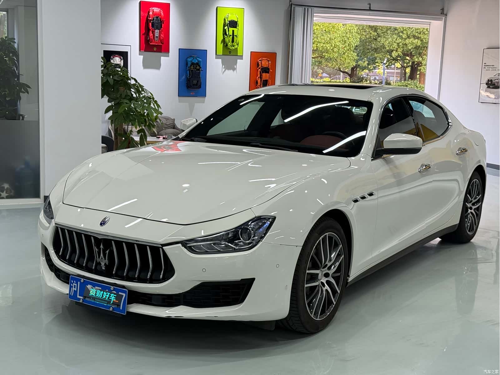 Maserati Ghibli