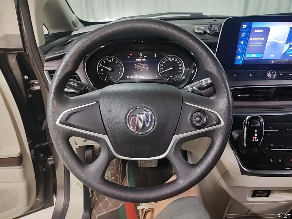 Buick GL8, 2022 11