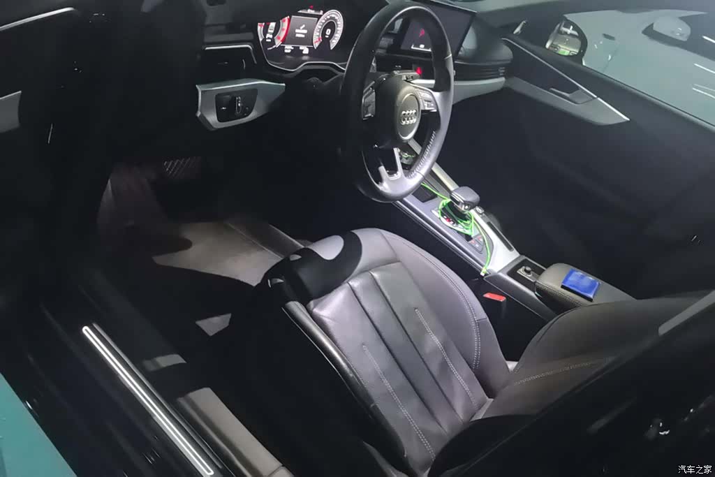 Audi A4L, 2021 9