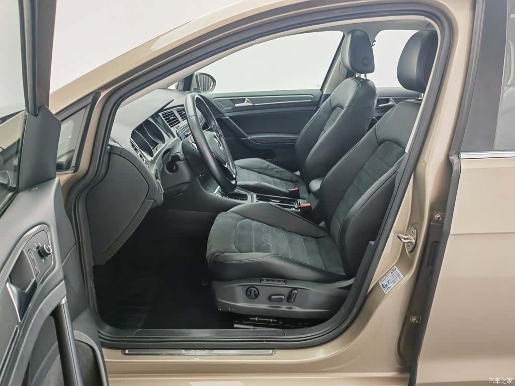 Volkswagen Golf, 2018 10