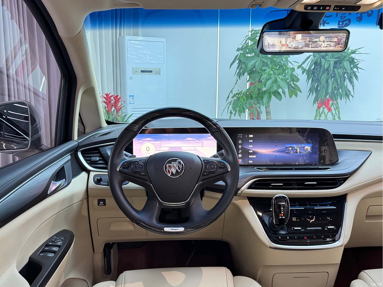 Buick GL8, 2024 10