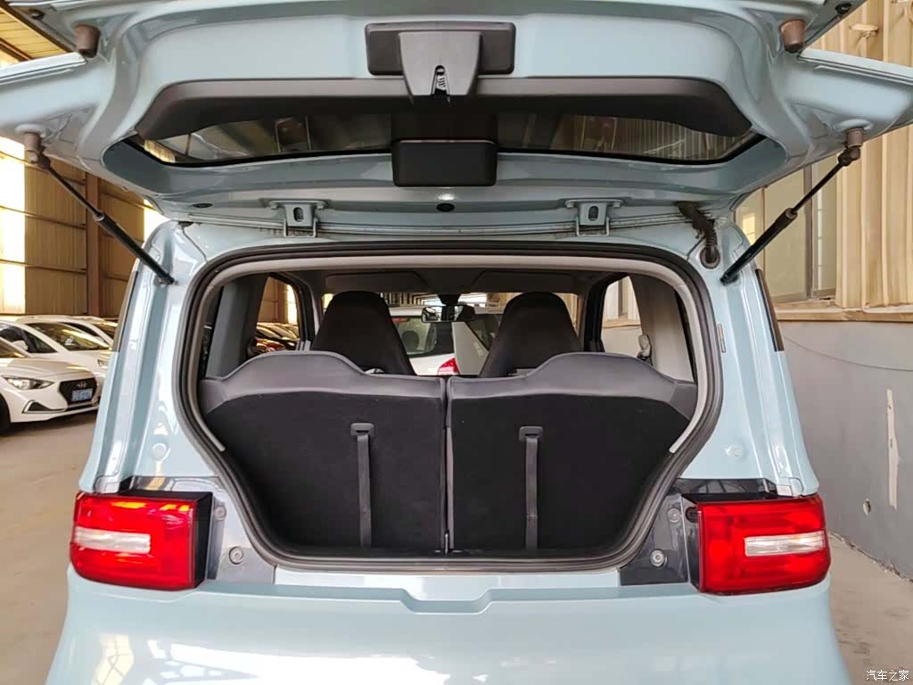 Wuling MINIEV, 2021 19