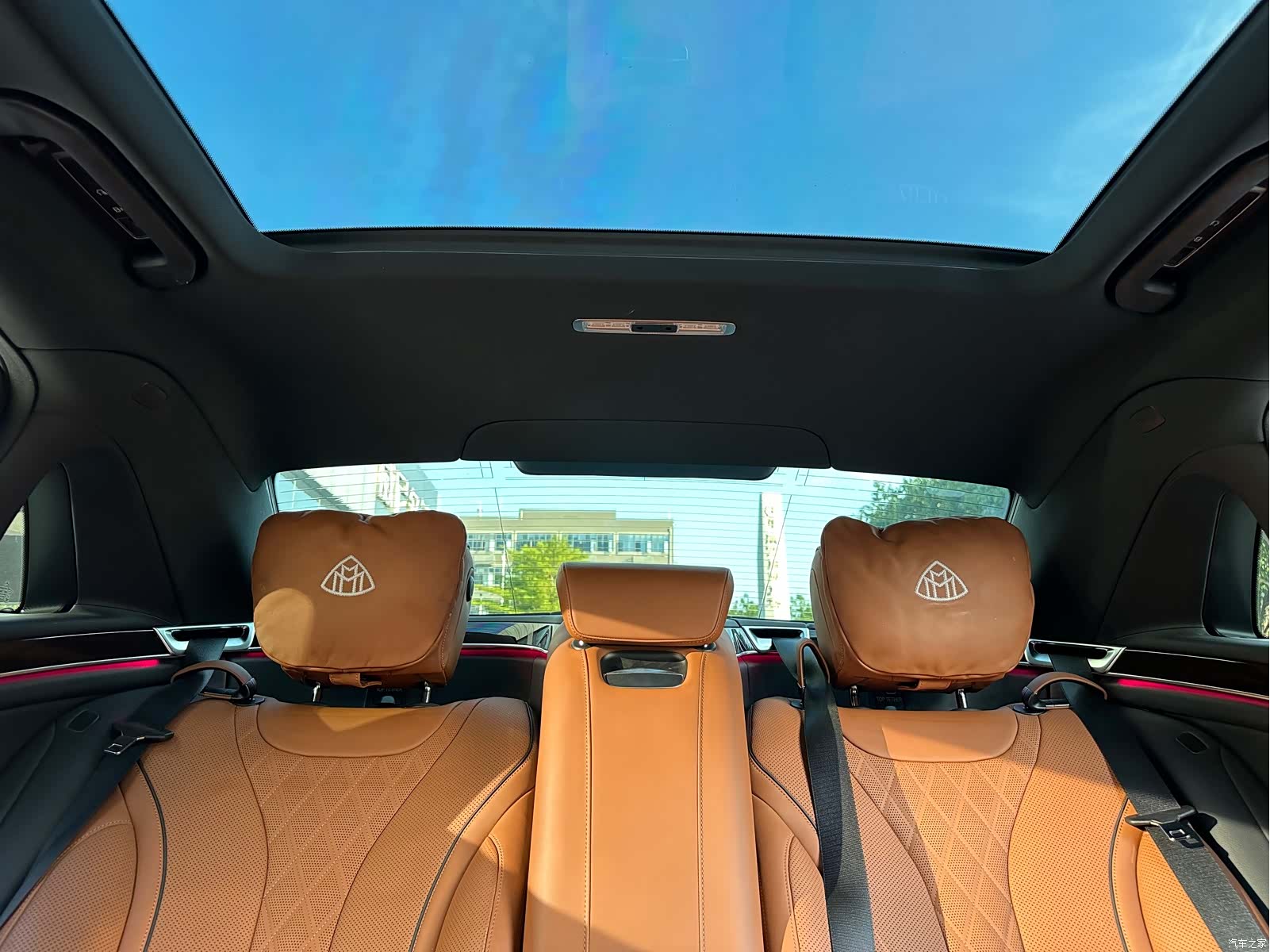 Maybach S-Class, 2020 4