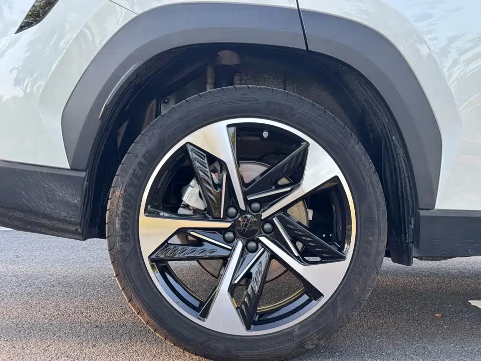 Geely Galaxy Galaxy L7