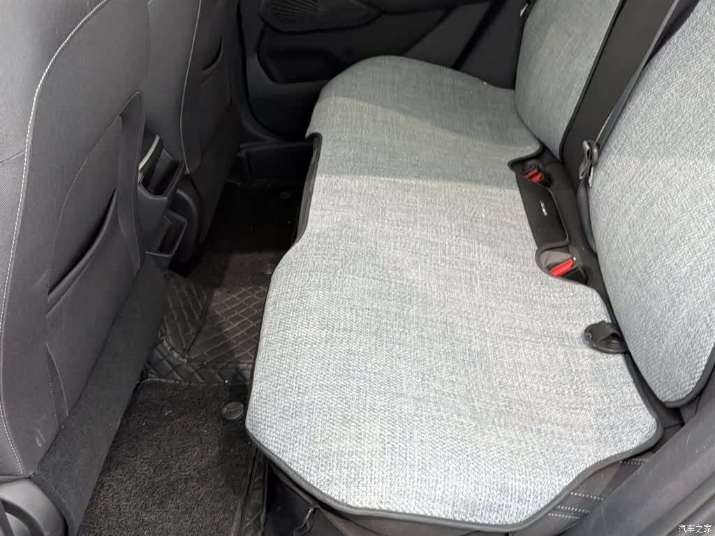 Geely Emgrand, 2025 12