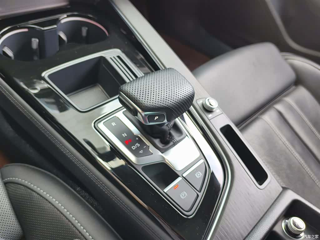 Audi A4L, 2024 8