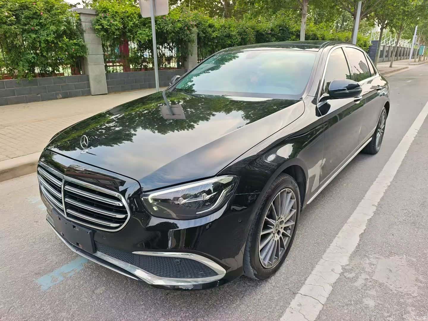 Mercedes-Benz E-Class, 2022 1