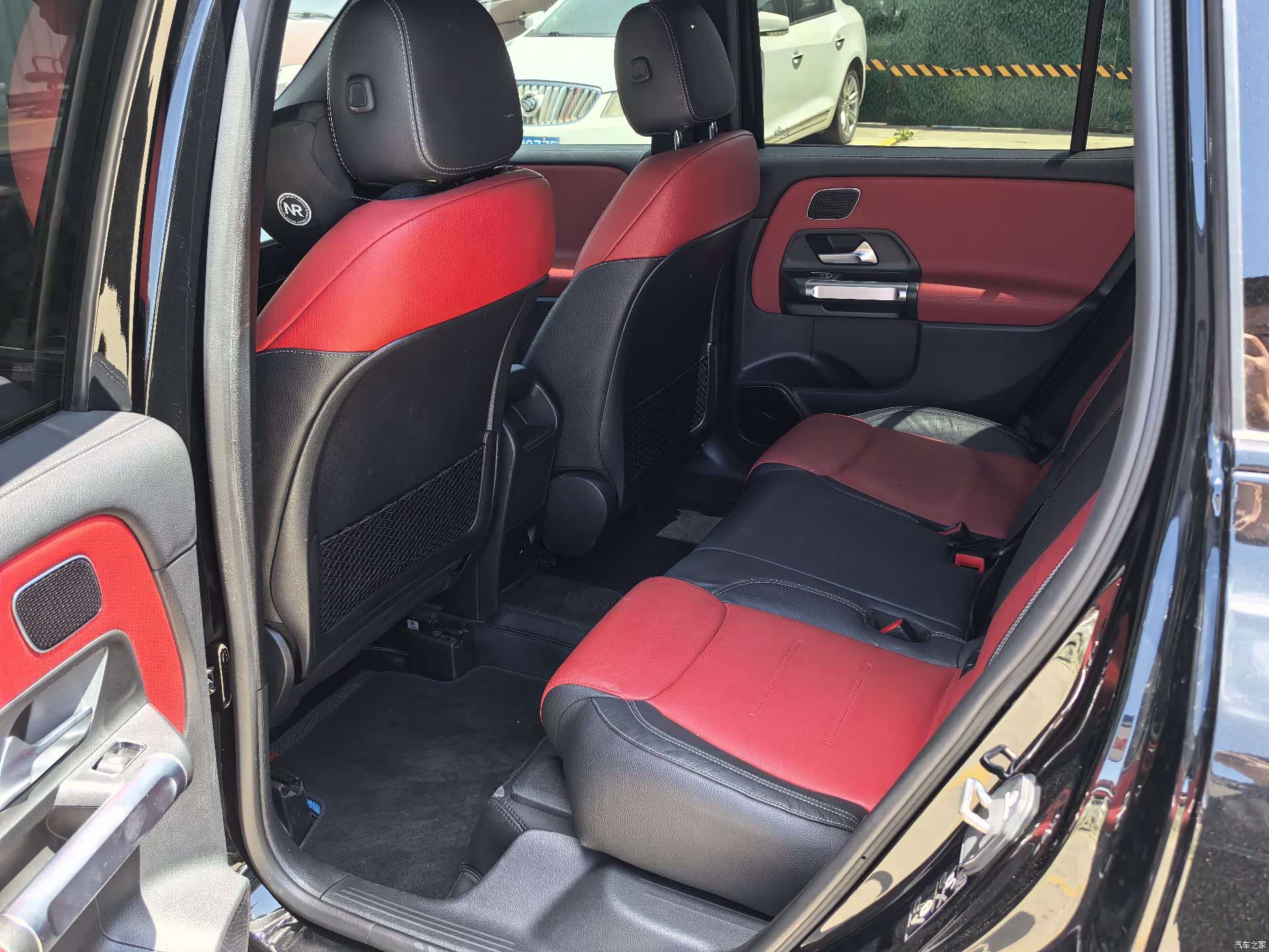 Mercedes-Benz GLB, 2024 10