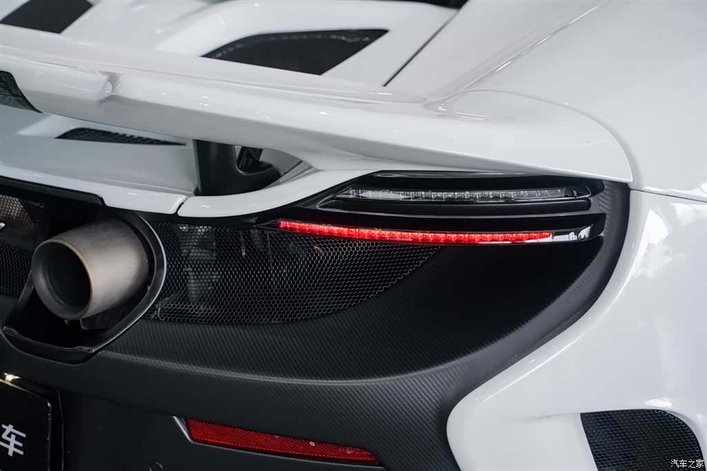 McLaren 675LT, 2017 24