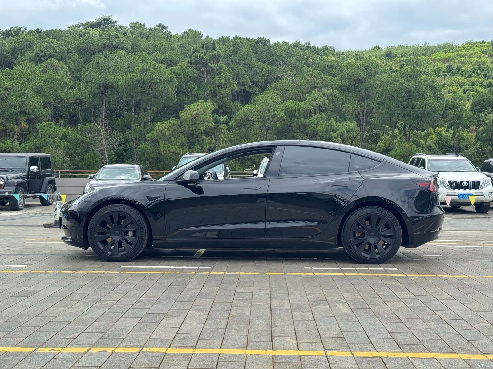 Tesla Model 3, 2023 22