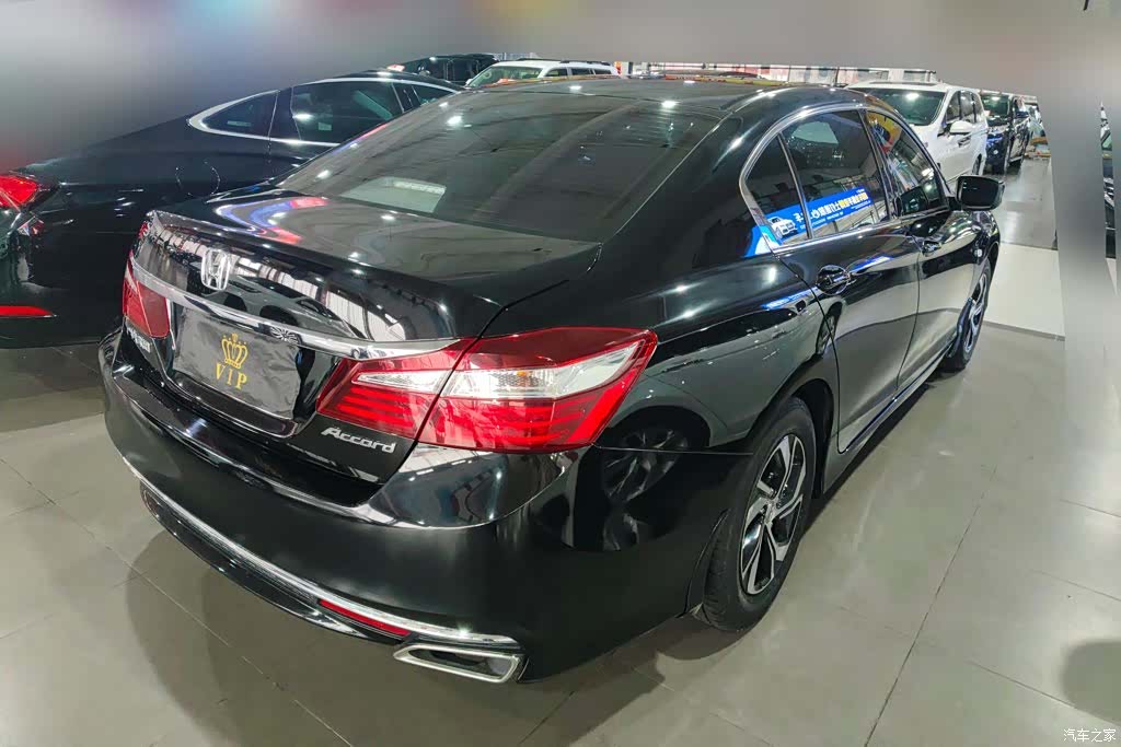 Honda Accord, 2017 3