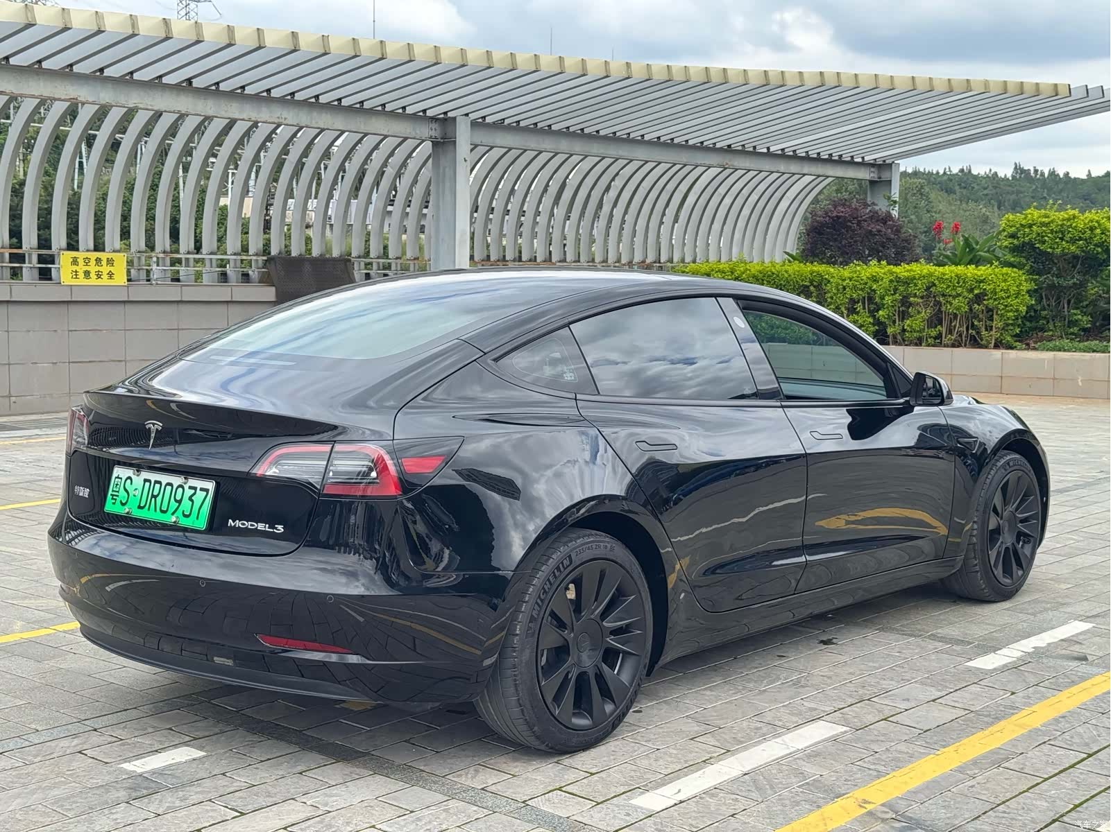 Tesla Model 3, 2023 20