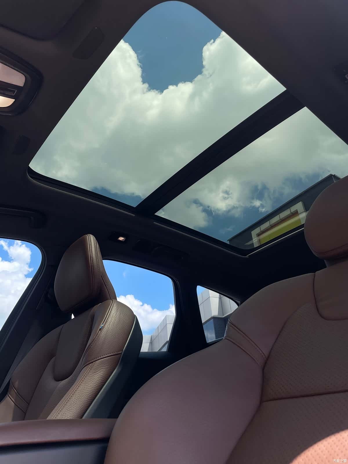 Volvo XC60, 2022 11