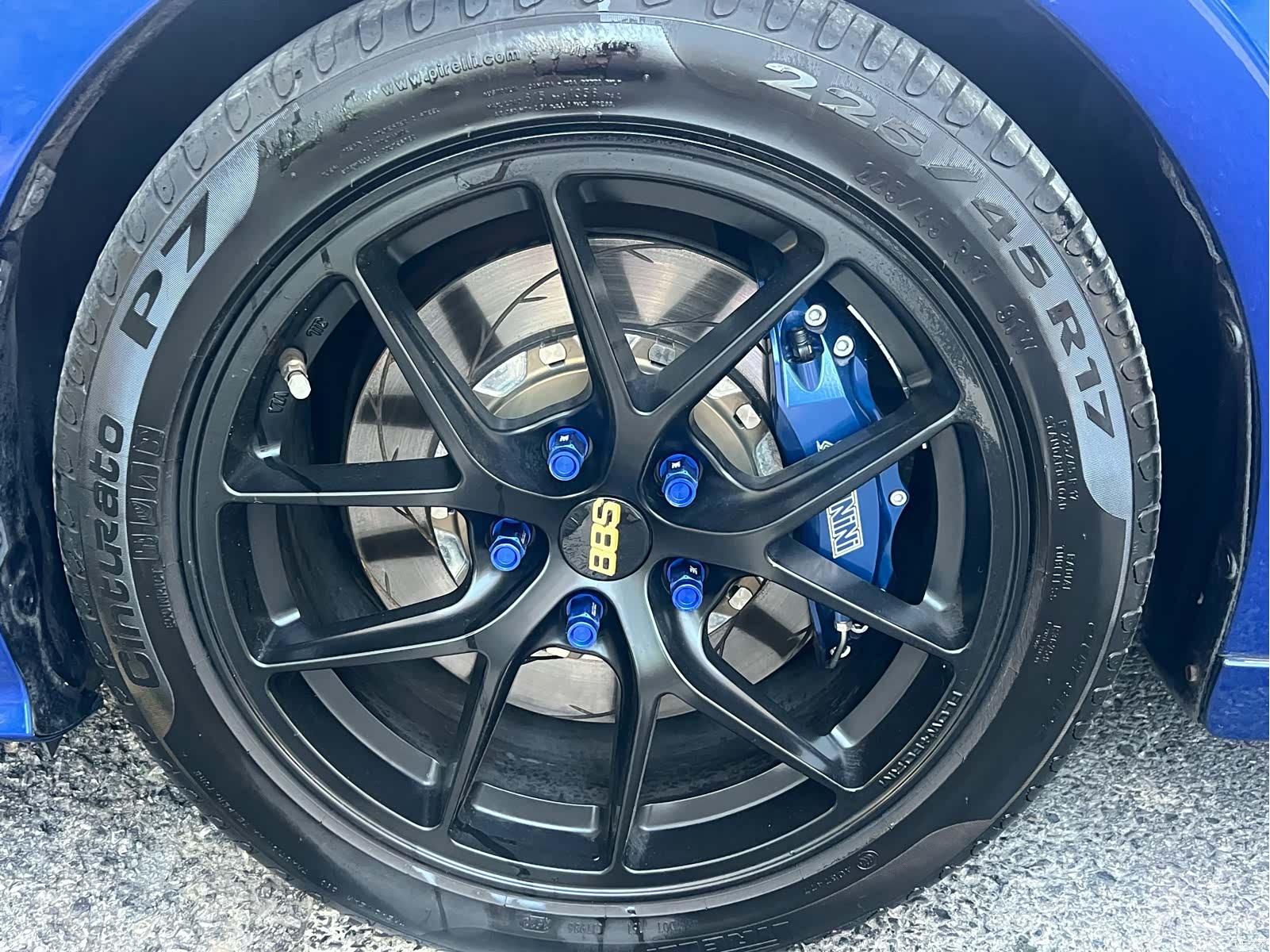 Lexus IS, 2016 11