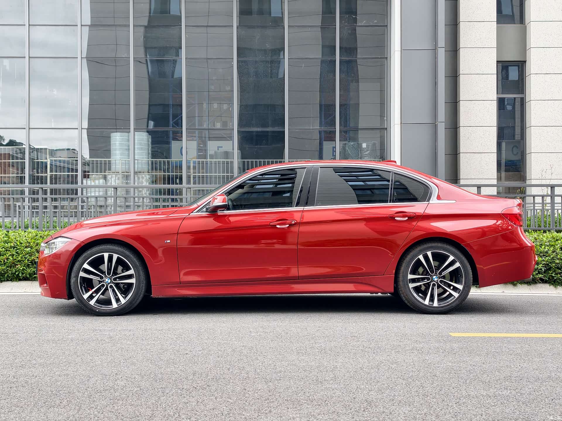 BMW 3 Series, 2018 2