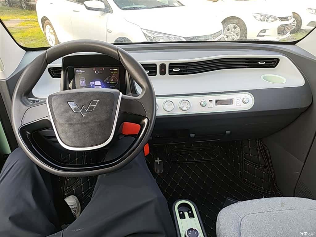 Wuling MINIEV, 2022 10