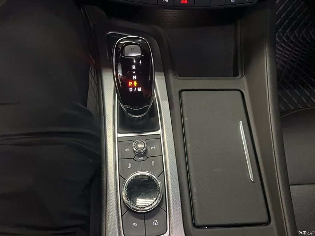 Cadillac CT5, 2023 13
