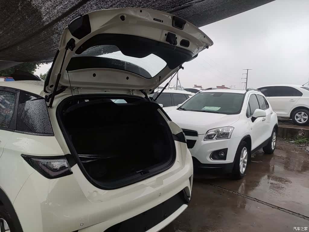 BYD Dolphin, 2026 19
