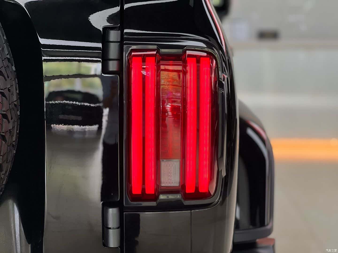 Tank 300, 2023 18