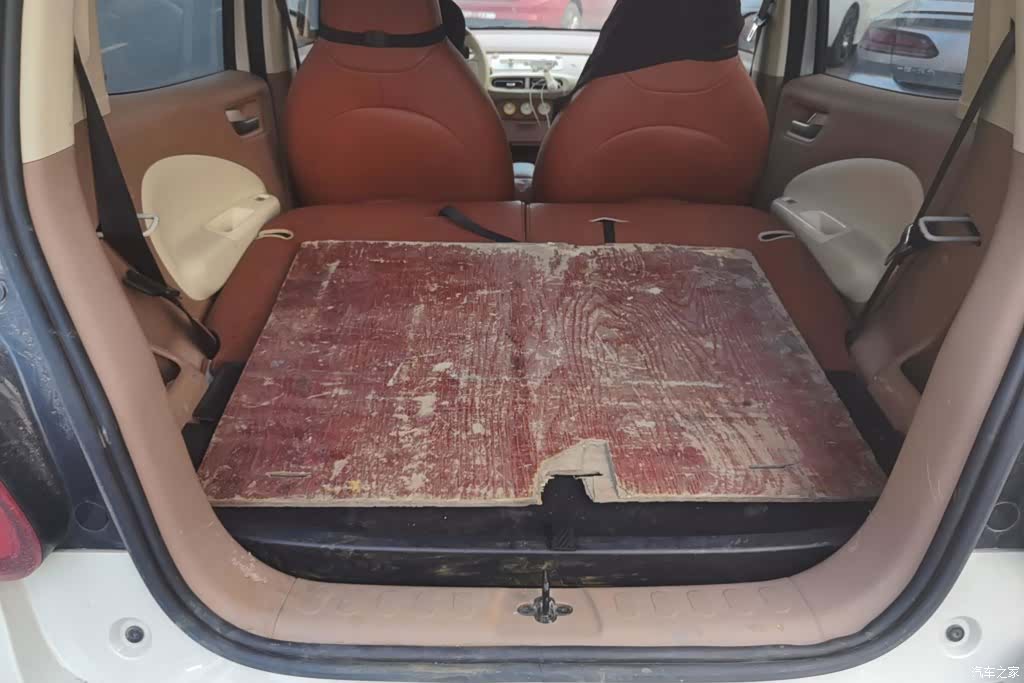 Wuling MINIEV, 2026 4