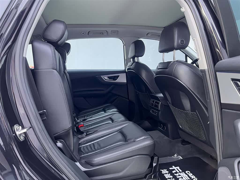 Audi Q7, 2019 20