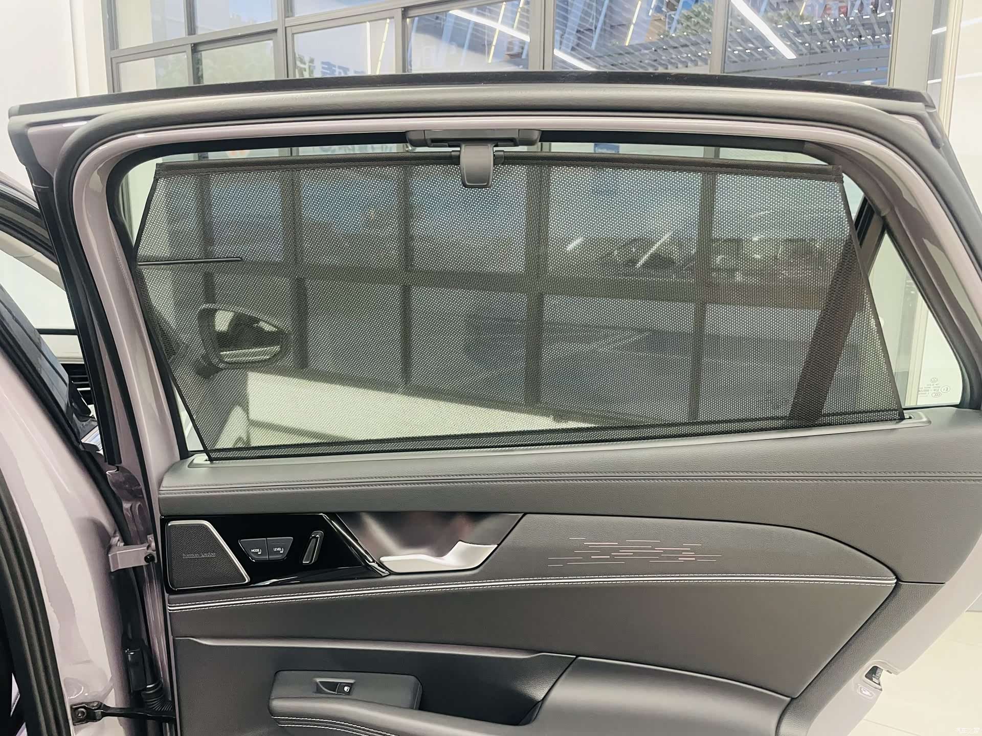 Volkswagen Passat, 2024 15