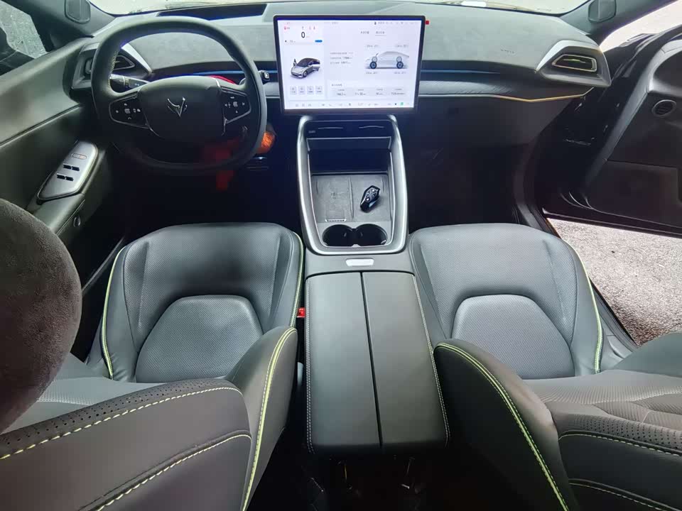 ARCFOX Polar Fox Alpha S5