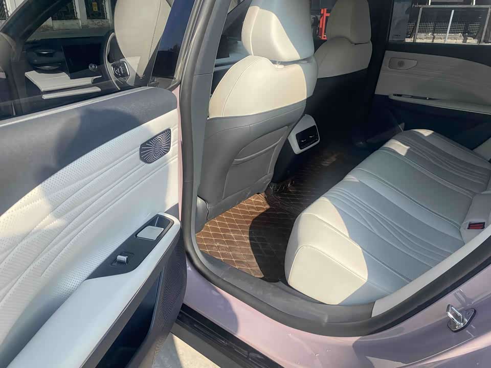 Geely Galaxy Galaxy E8