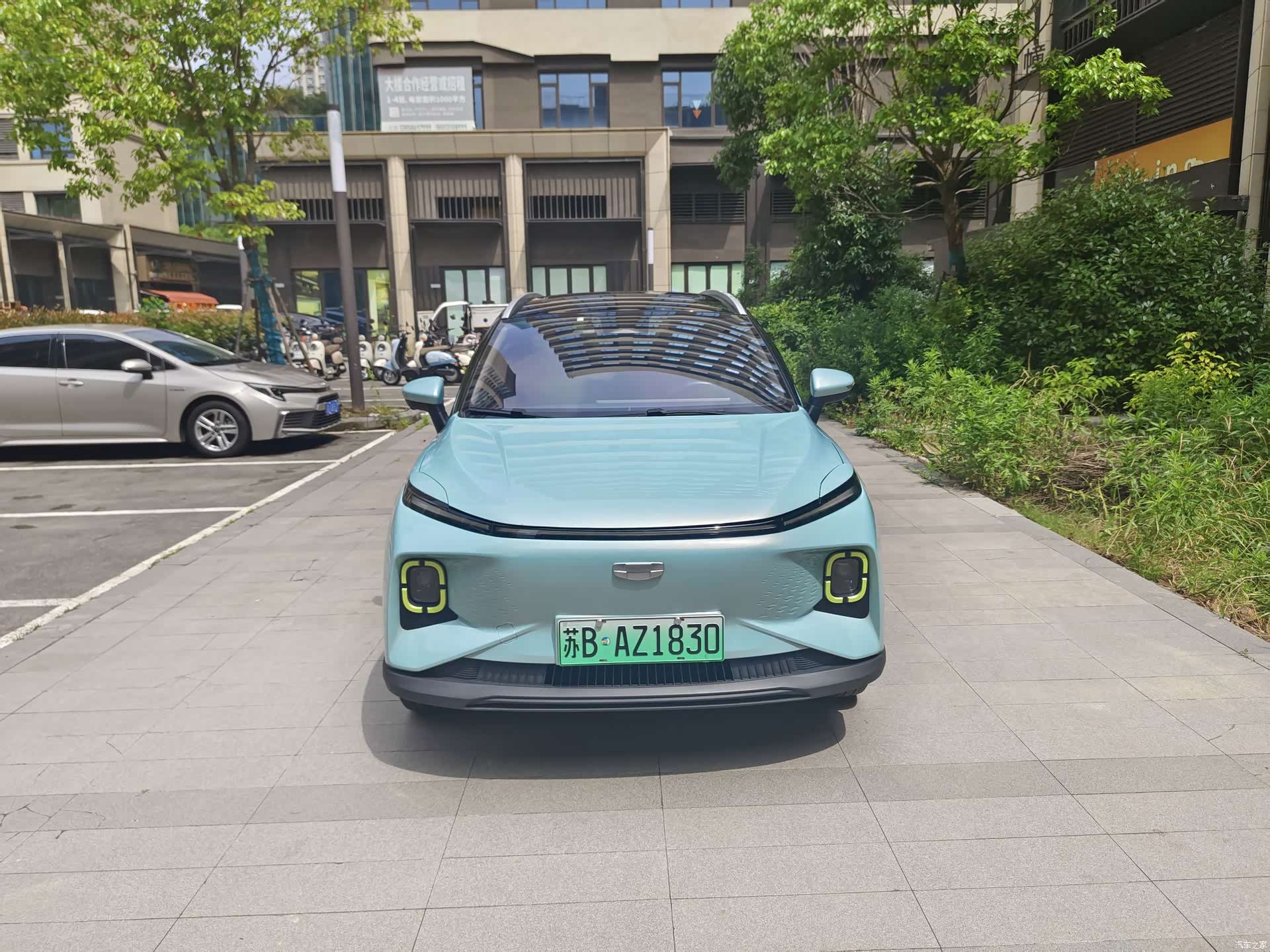 Geely E, 2023 2