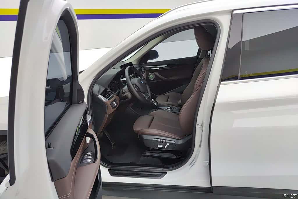 BMW X1, 2021 9