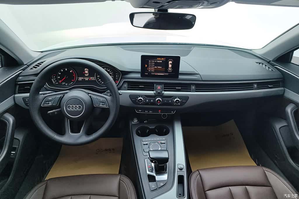 Audi A4L, 2019 12