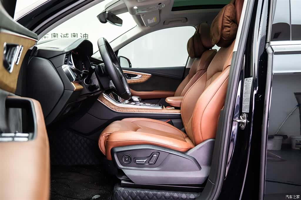 Audi Q7, 2021 10