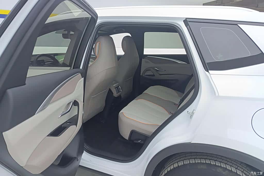 BYD Song, 2024 11