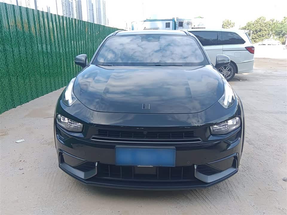Lynk & Co 02 Hatchback