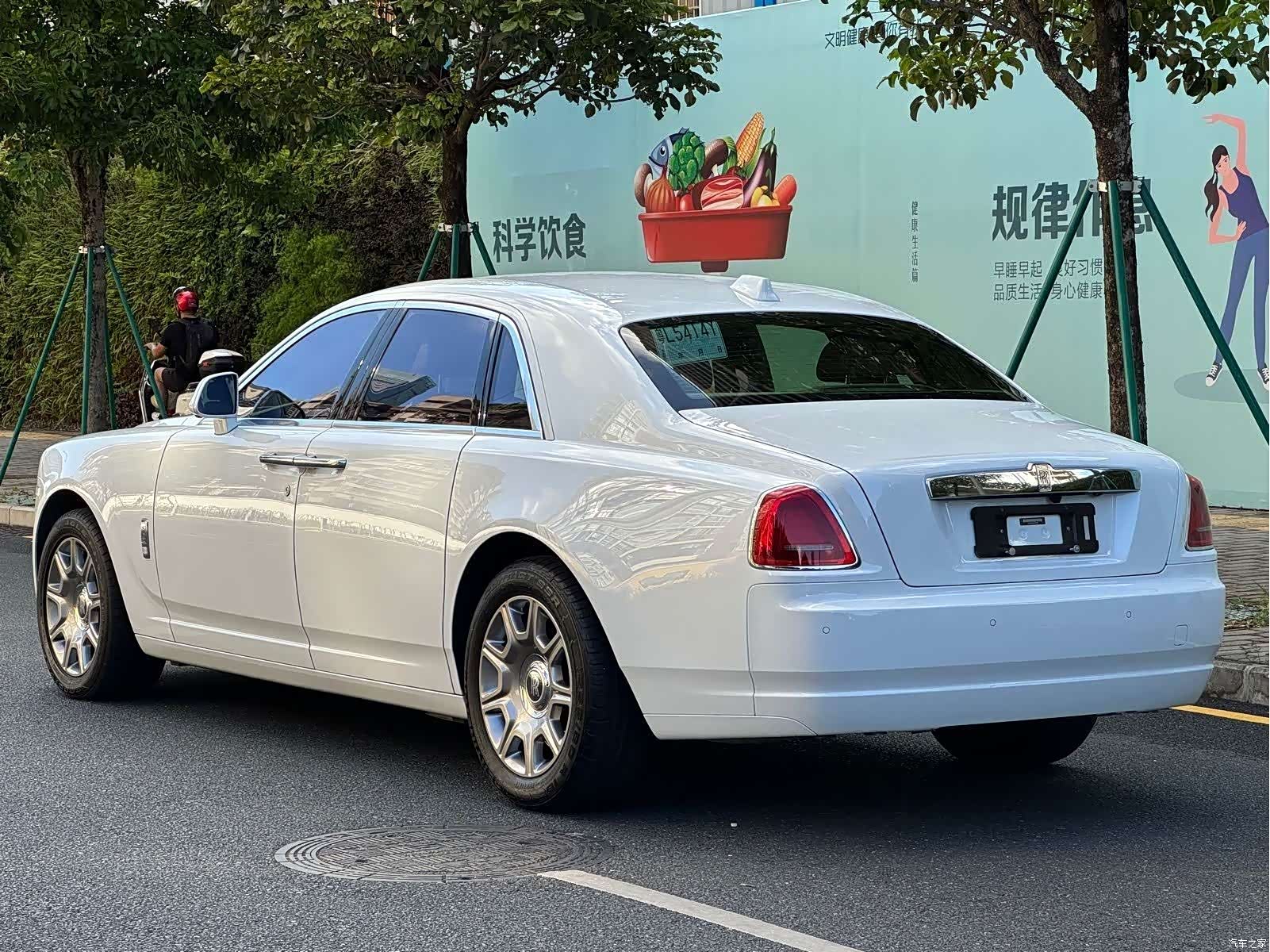 Rolls-Royce Ghost, 2018 9