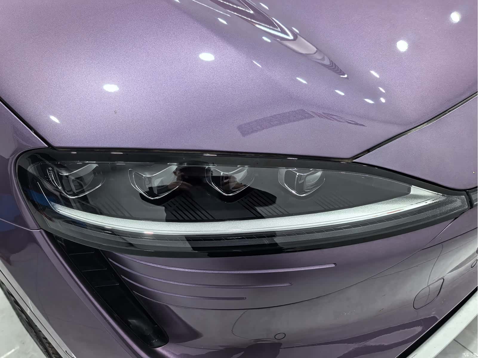 Luxeed R7, 2025 7