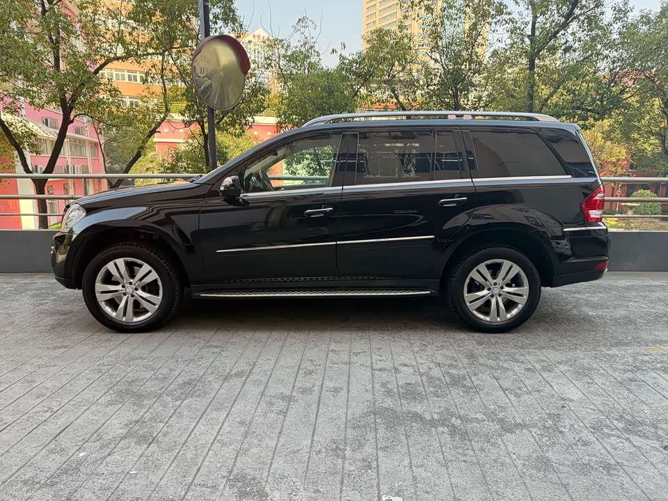 Mercedes-Benz GL grade