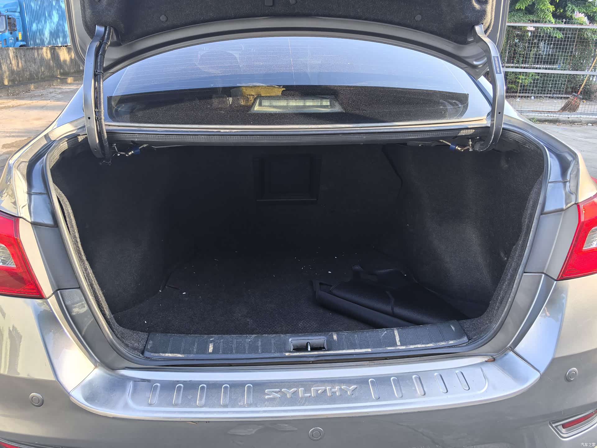 Nissan Sylphy, 2016 15