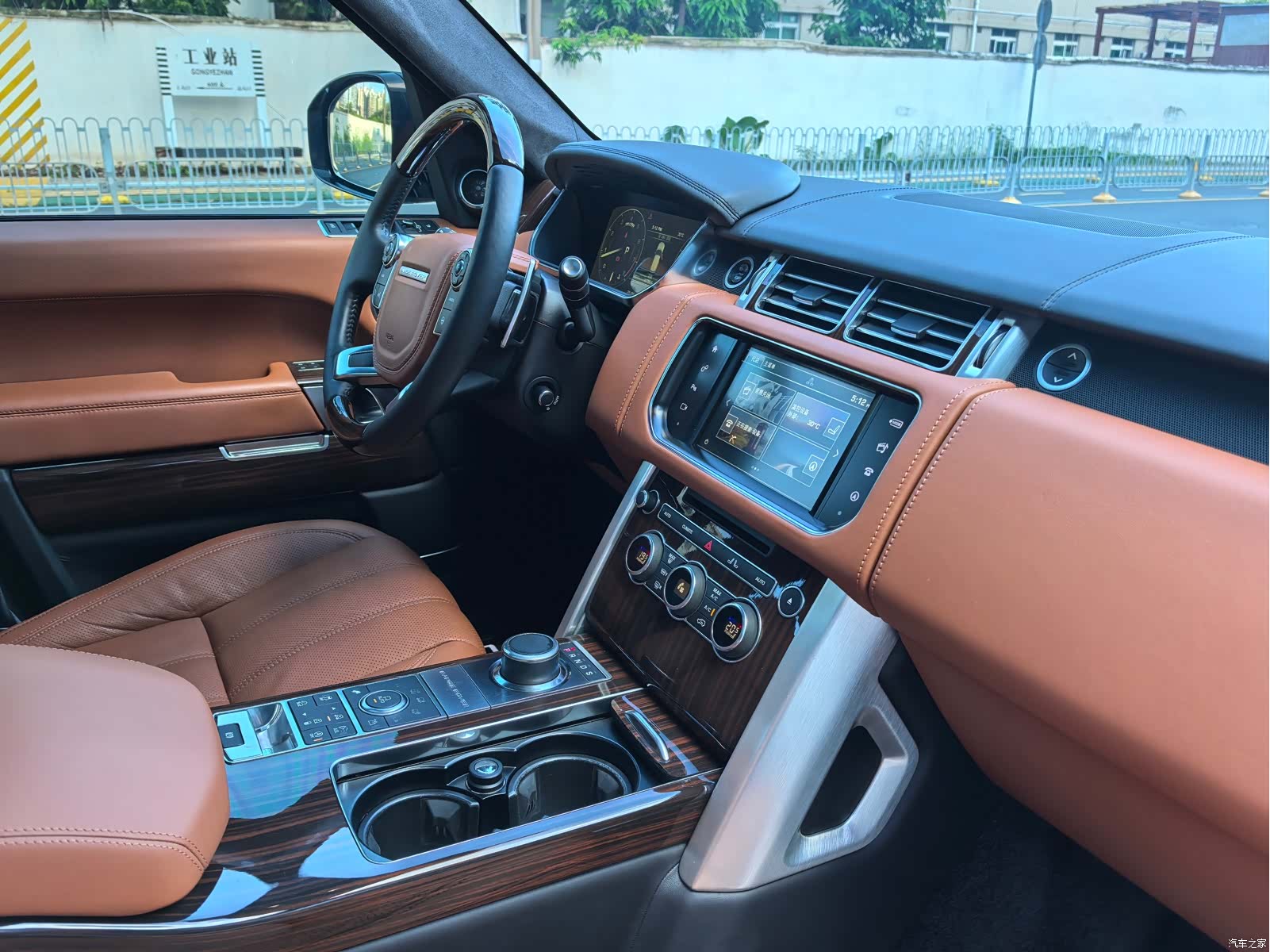 Land Rover Range Rover, 2016 14
