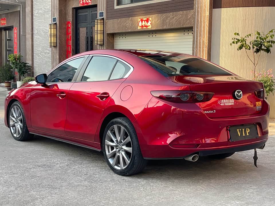 Mazda 3 Angkesaila