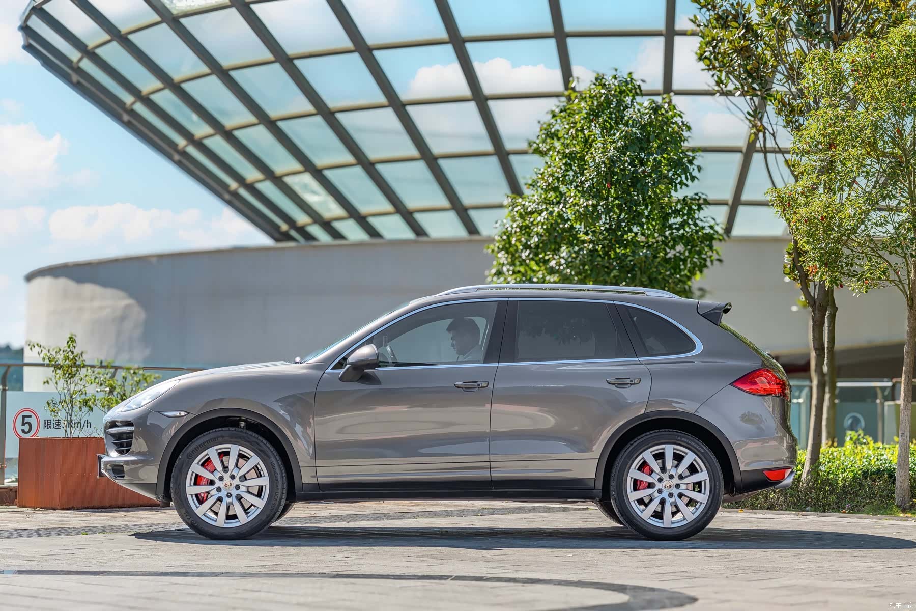 Porsche Cayenne, 2013 3